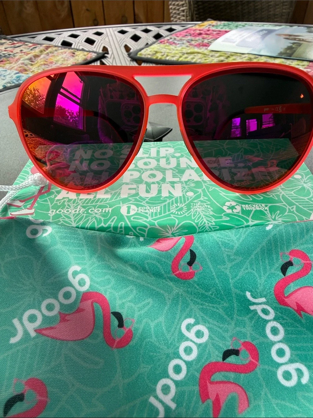 Captain Blunts Red Eye Aviator Sunglasses with Pink Mirror Lenses GOODR